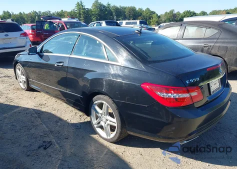 2011 Mercedes-Benz E 550 from USA, damaged, VIN WDDKJ7CB5BF107143